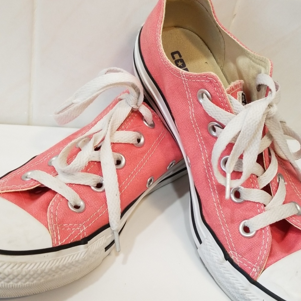 Converse Sneakers In Peach - Picture 6 of 8